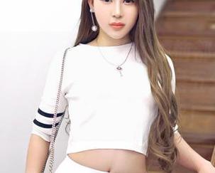 Feilin嗲囡囡 – 愿每天的烦恼都被就是阿朱啊的美腿美图治愈，哪怕是五分钟的心灵小憩！套图照个够！