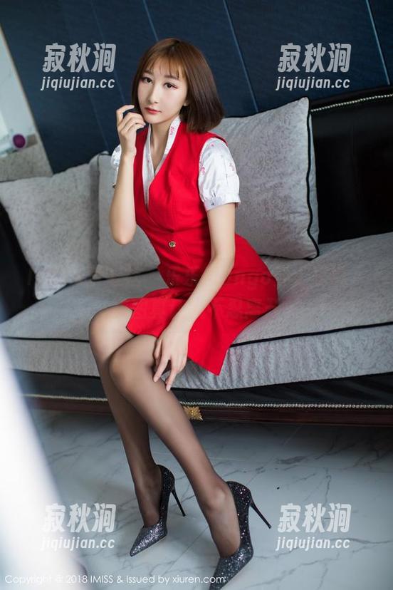 IMiss爱蜜社 - 乐乐Mango穿上短裤，美图真让人不忍离开