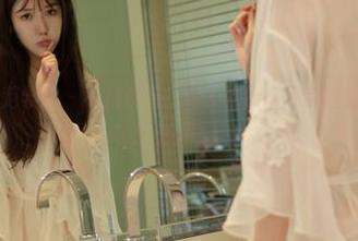 MFStar模范学院 – 不信你看！韩子萱mm吊带图集更新，轻松驾驭女神气场！