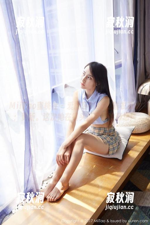 MiiTao蜜桃社 - 爱丽莎Lisa的睡衣革命：更新。这次她在镜头前可没啥顾忌！