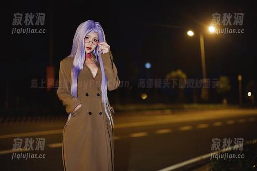 戴上黑丝的PuyPuyChan，高清镜头下的微妙暗示。