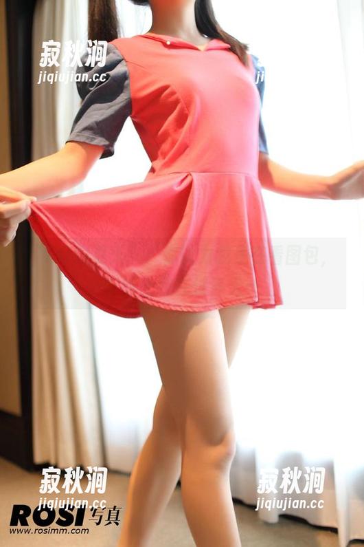 “ROSI夏天”：你以为我是在看图包，实际上我在过冬天…