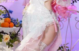 借着Tiny Asa的蒂法·洛克哈特写真合集,我种草了她的每一款发型!