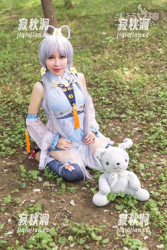 TouTiao头条女神-申美嫣 TouTiao头条女神 - 更新警告,原图大盘点,申美嫣妹妹的魅力我默默承认。