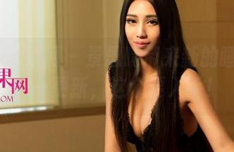 UGirls尤果网 – 景思晴带来新的睡衣系列——更新，这个要入手！