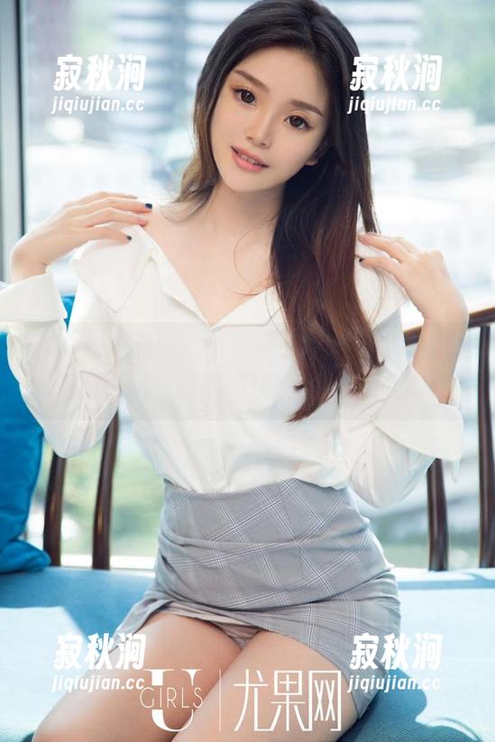 UGirls尤果网 - 看王凌宇的美足高清照，真心感叹，这种美只能说是…不可思议