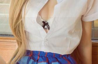 UGirls尤果网 – 精选艾小青的校服：寻找心中那份懵懂