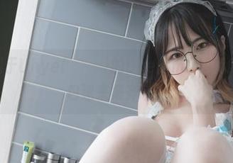 深藏福利于Uhye(이유혜)的DeepmoreOffice，图包速来集齐哦！