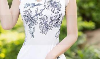 XIAOYU语画界 – 更新啦！徐莉芝的吊带美图，哦，那个角度太撩了。