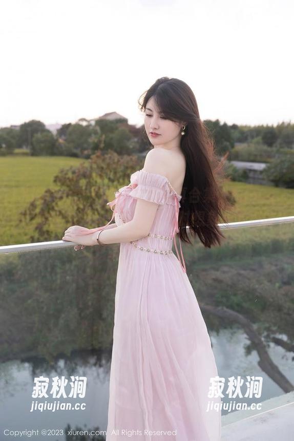 Xiuren秀人网 - 学妹写真合集，summer宝宝的脑洞大开，时不时想象一下别的场景。
