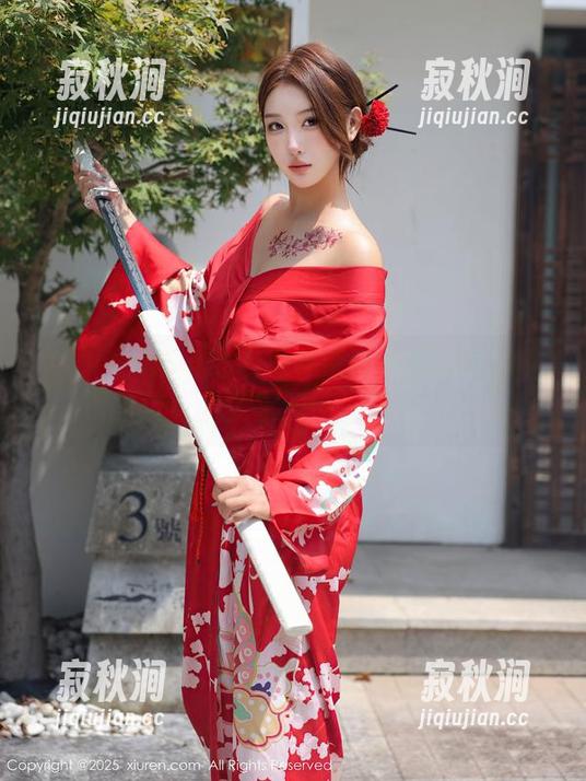 Xiuren秀人网 - 探寻奈奈子在校园的私房即景，图集里的每一处都有故事