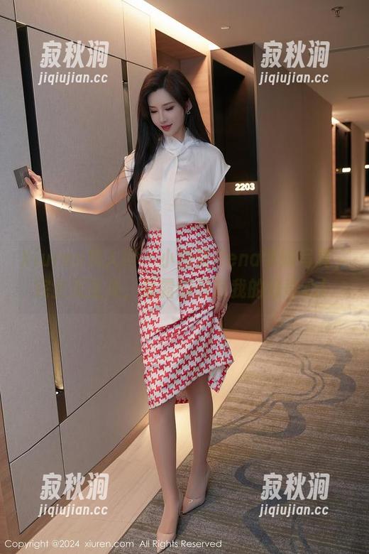 Xiuren秀人网-小海臀Rena Xiuren秀人网 - 小海臀Rena学妹写真,完全无圣光,暴露的只有我的好奇心!