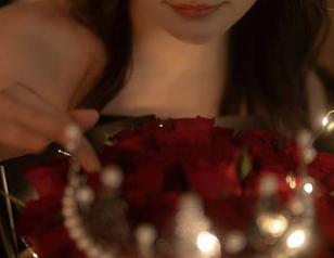 Xiuren秀人网 – 在壁纸与金悦汐的居家写真间，时间被悄悄打断了