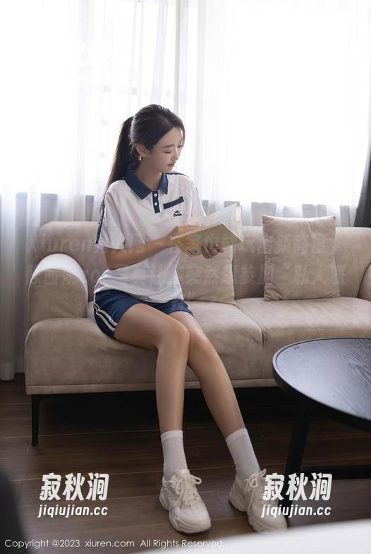 Xiuren秀人网 - 在家也能玩出新高度，陈茜妮zoe写真让你突然想参加“私人派对”