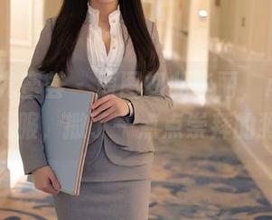 YouMi尤蜜荟 – 原图如此华丽，心妍小公主的礼服，撒了一点点崇拜的狗粮。