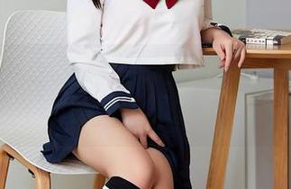 YouMi尤蜜荟 – 李纤纤在色情与运动之间游走，果然高清写真能玩出新花样。