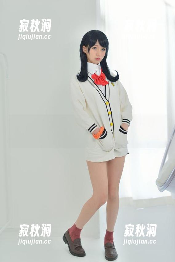 当我浏览nagesa魔物喵的网袜图片时，我几乎就被这感觉给吸引住了？