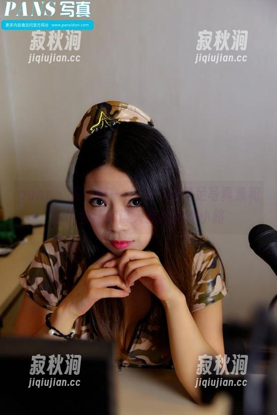 pans - 买一赠一，roro的美足写真集和分享会让你误入我心间的小路