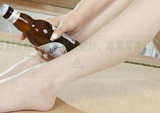 丽柜 – AMY的清纯，其实有点微妙。高清写真让我想的多了一点。