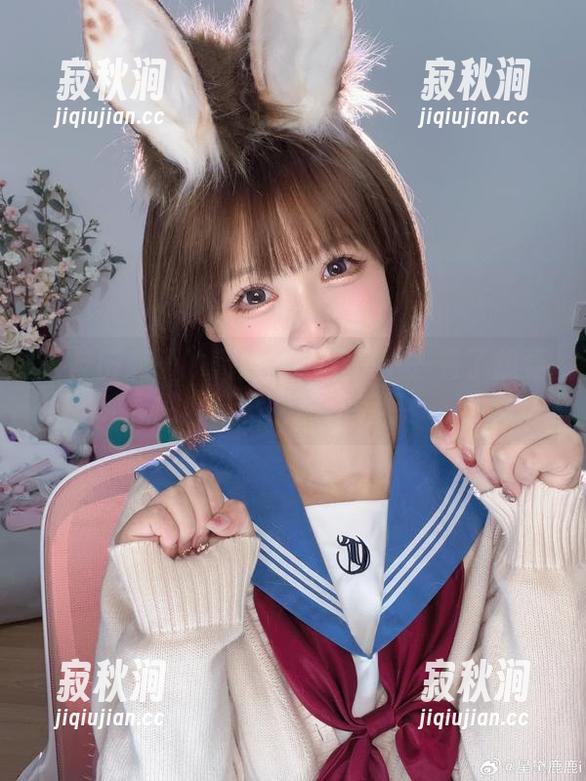 千反田鹿子的高清御姐合集——看了想要把自己藏在屏幕后面！
