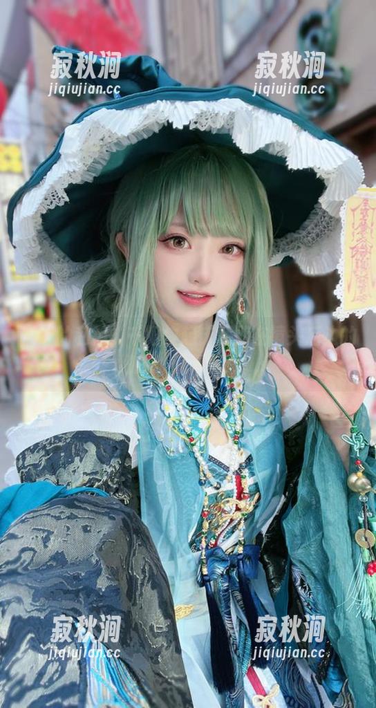 初音的私拍：千阳快起床默默在镜头后边的细腻，藏得真深。