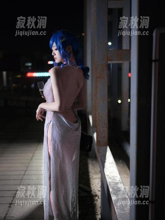 大梨子不是御姐的旅拍，竟然造出这种无圣光的美图，离谱得很啊。