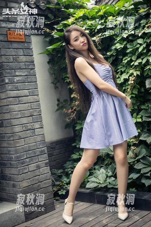 头条女神 - 七姑娘又出手了，镂空合集更新，看得我小心脏直接跳了几拍…