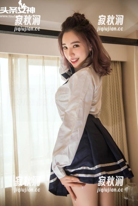 头条女神-艾小青 头条女神 - 艾小青学妹的这个系列,图库里好几张都是不小心把我萌到了,精选太给力。