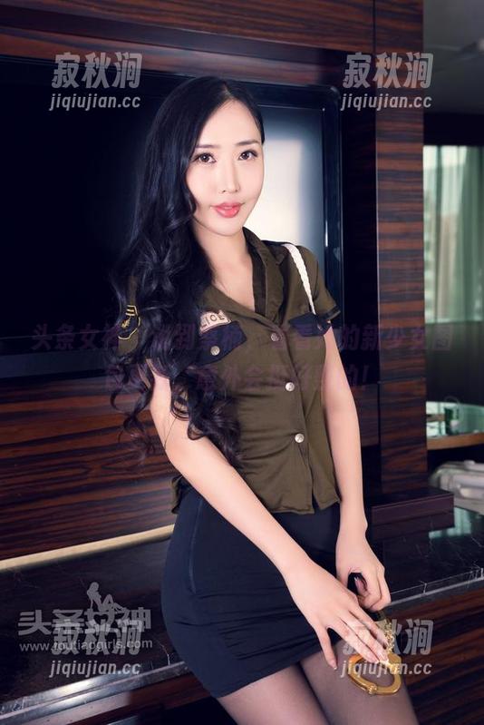 头条女神-蔡楠 头条女神 - 说到蔡楠,看看她的新少女图包更新,意外会挺好整的!