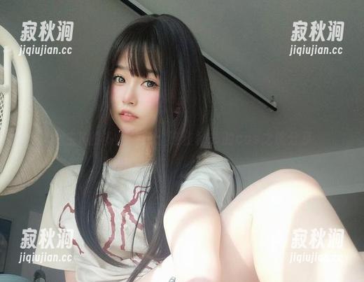 女主K的多重身份：这位秘书的cos之旅分享