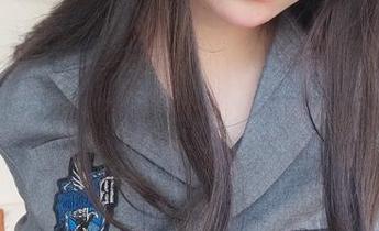 初秋穿搭上线！女主K的写真照里藏着我对秋天的崇拜