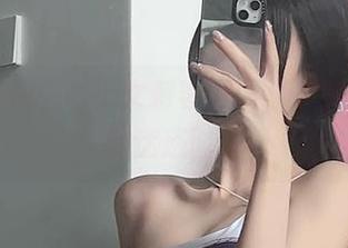 微密圈 – 在线附上女刺客原图，职业装也有她的迷惑时刻
