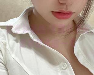微密圈 – 奶宝妹纸的JK图包更新，今天又是被萌化的一天