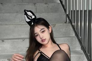 微密圈 – 女仆角色的小u优优子，光是看图集就充满了无尽联想，福利满满！