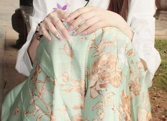 小众视觉 – 小薯条，真油亮的写真，谁需要滤镜呢
