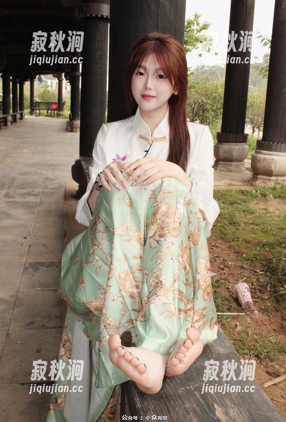 小众视觉-小薯条 小众视觉 - 小薯条,真油亮的写真,谁需要滤镜呢