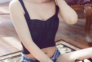 尤物馆 – 精选！FoxYini孟狐狸的女仆写真：看这脚步，真是轻盈如猫！