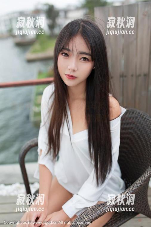 推女神-小九Vin 推女神 - 小九Vin的私照写真,女神新形象,还是你心中的那位?