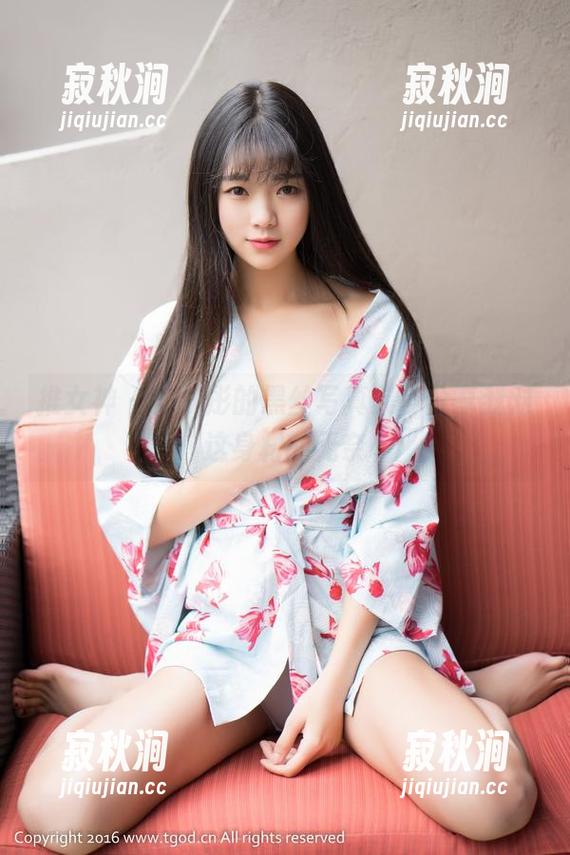 推女神 - 谭晓彤的黑丝写真集，分享我对这身材的无奈