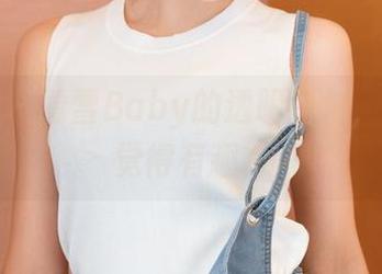 推女神 – 看雪Baby的透明图包，越看越觉得有趣。