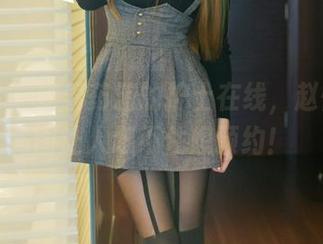 推女郎 – 捧着药箱的护士在线，赵惟依美图让人忍不住想预约！
