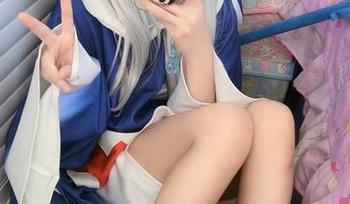 摇摇乐yoyo运动系少女，免费快来捧腹，照片带你上天！