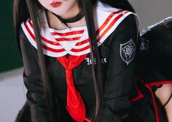 我不是个没品位的人，日奈娇泳装合集总是最心水的免费选择！