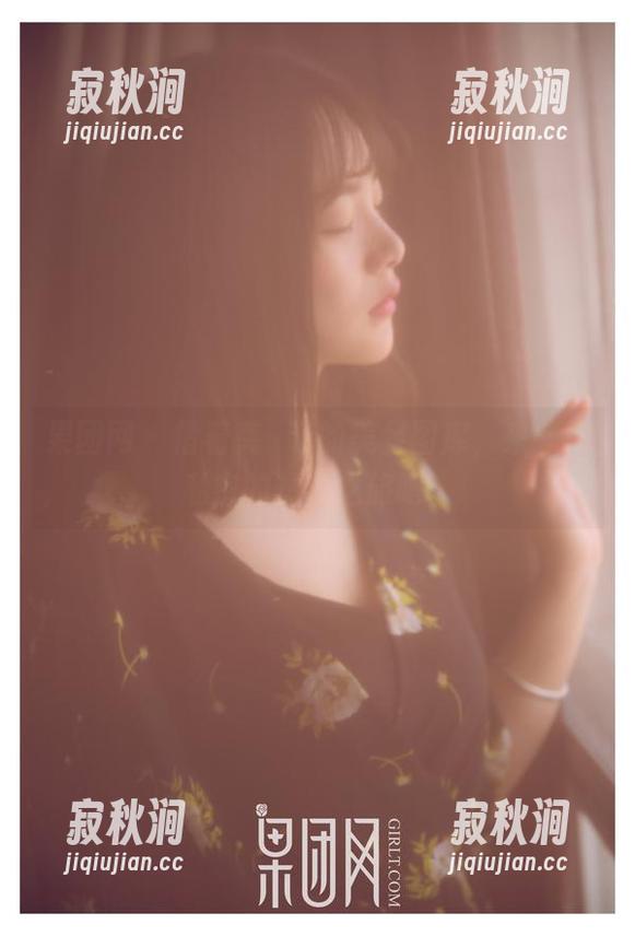 果团网 - 借着龚玥菲的美足图库，来一场私密的想象之旅吧。