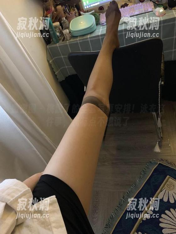微密圈 - 桃脱了的全套写真安排！泳衣这件事，我有点不想说了