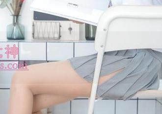 梦丝女神 – 在米线的小私房里找连裤袜，高清每一寸细节像极了梦境！