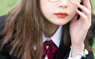 看梨瑾瑾的写真合集，竟让人误以为天使也会玩心机。