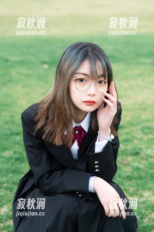 梨瑾瑾 看梨瑾瑾的写真合集,竟让人误以为天使也会玩心机。