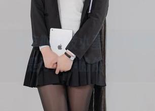 来围观，海克斯科技小蛋糕的美图，学妹也是可爱界的佼佼者！