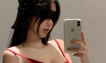 微密圈 – 给老公的福利，火龙果羊的高清写真让人眼前一亮。